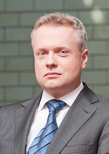 ING Bank Śląski Vice-President Michał<br />Bolesławski received the Influencer of the <br />Year title in recognition of the <br />Aleo trading and auction platform.