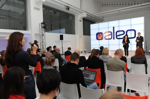 ING Bank Śląski CEO, Małgorzata Kołakowska, and vice-president Michał Bolesławski field questions from journalists at the launch of Aleo in October 2013.