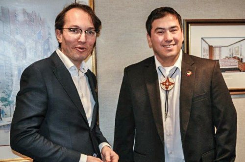 ING’s head of Business Ethics Arnaud Cohen Stuart (left) and Chad Harrison from the Standing Rock Sioux Tribe shortly after their meeting in New York on 10 February.