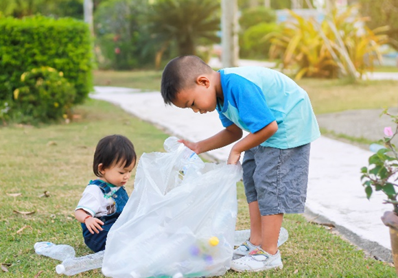 Homepage Carousel: Popular, problematic plastic