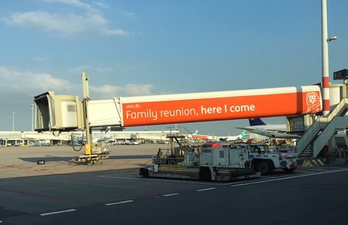 This is the outside look of the renewed air bridges, with many variations to the text.